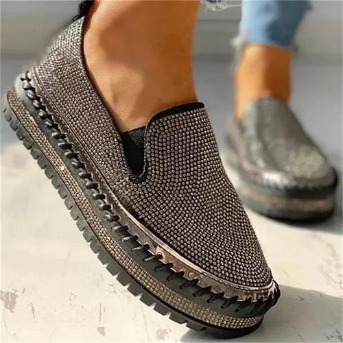 Comfortable slip-on shoes for women with a stylish look
